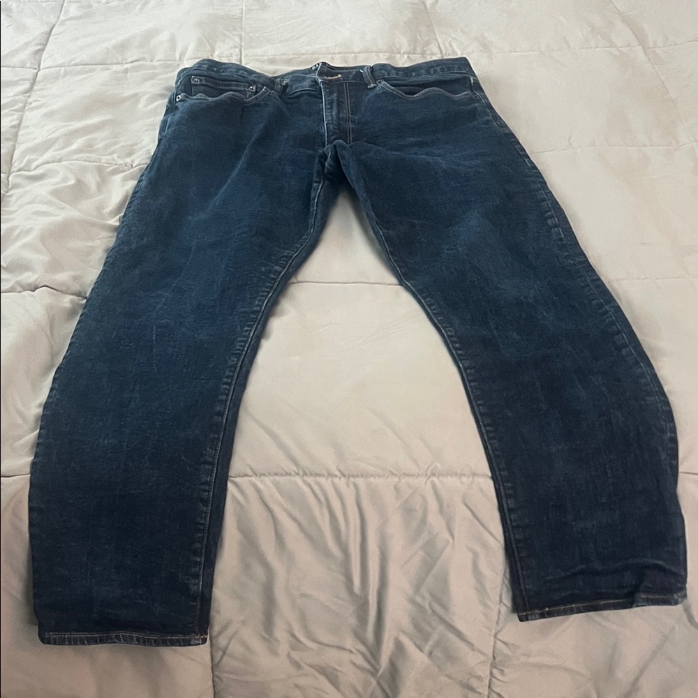 GAP Men's Dark Blue Relaxed Jeans